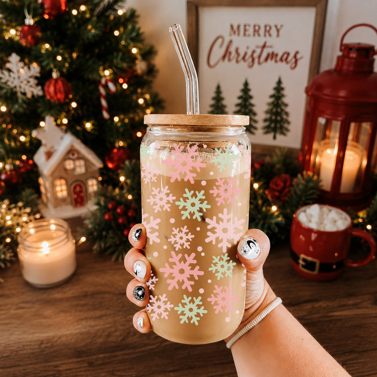 Pastel Snowflakes 17oz